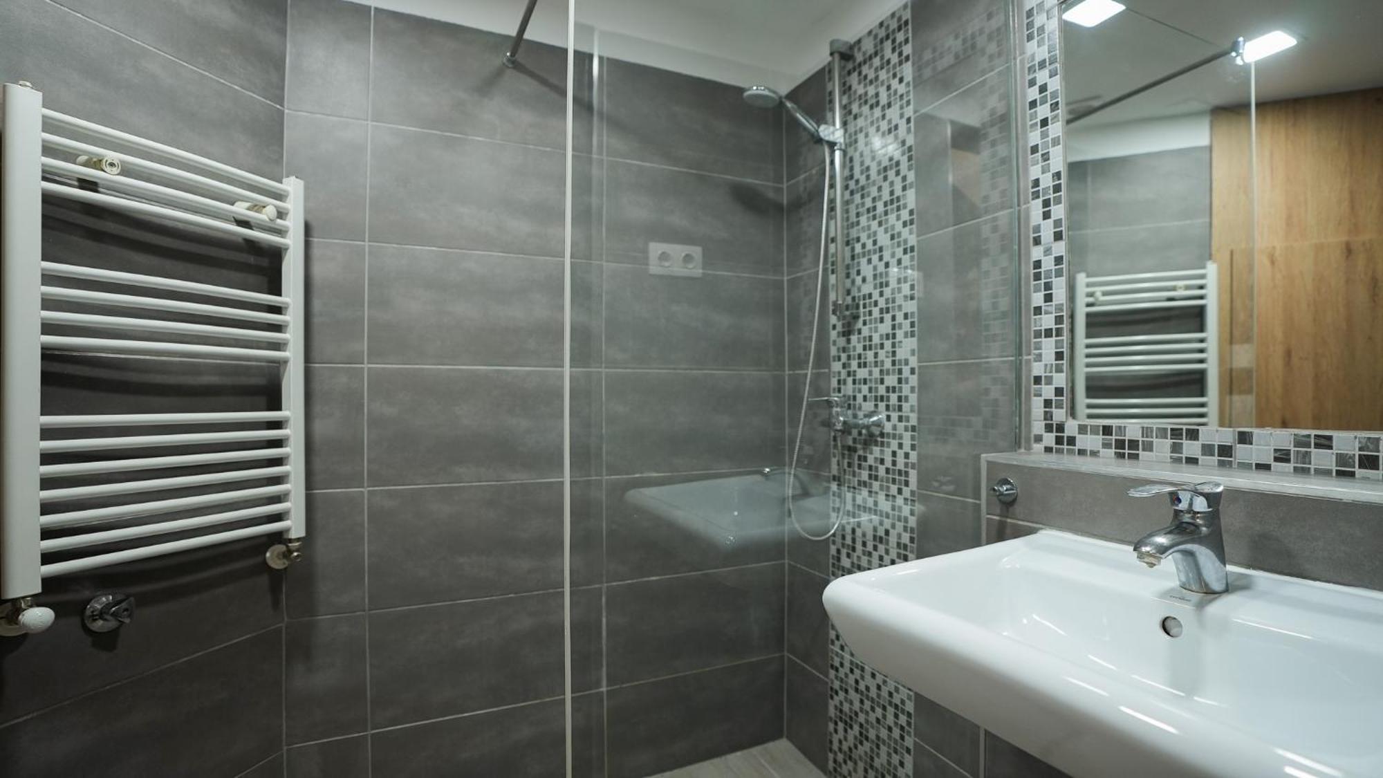 Instant Ruinbar Central Premium Apartment J 부다페스트 외부 사진